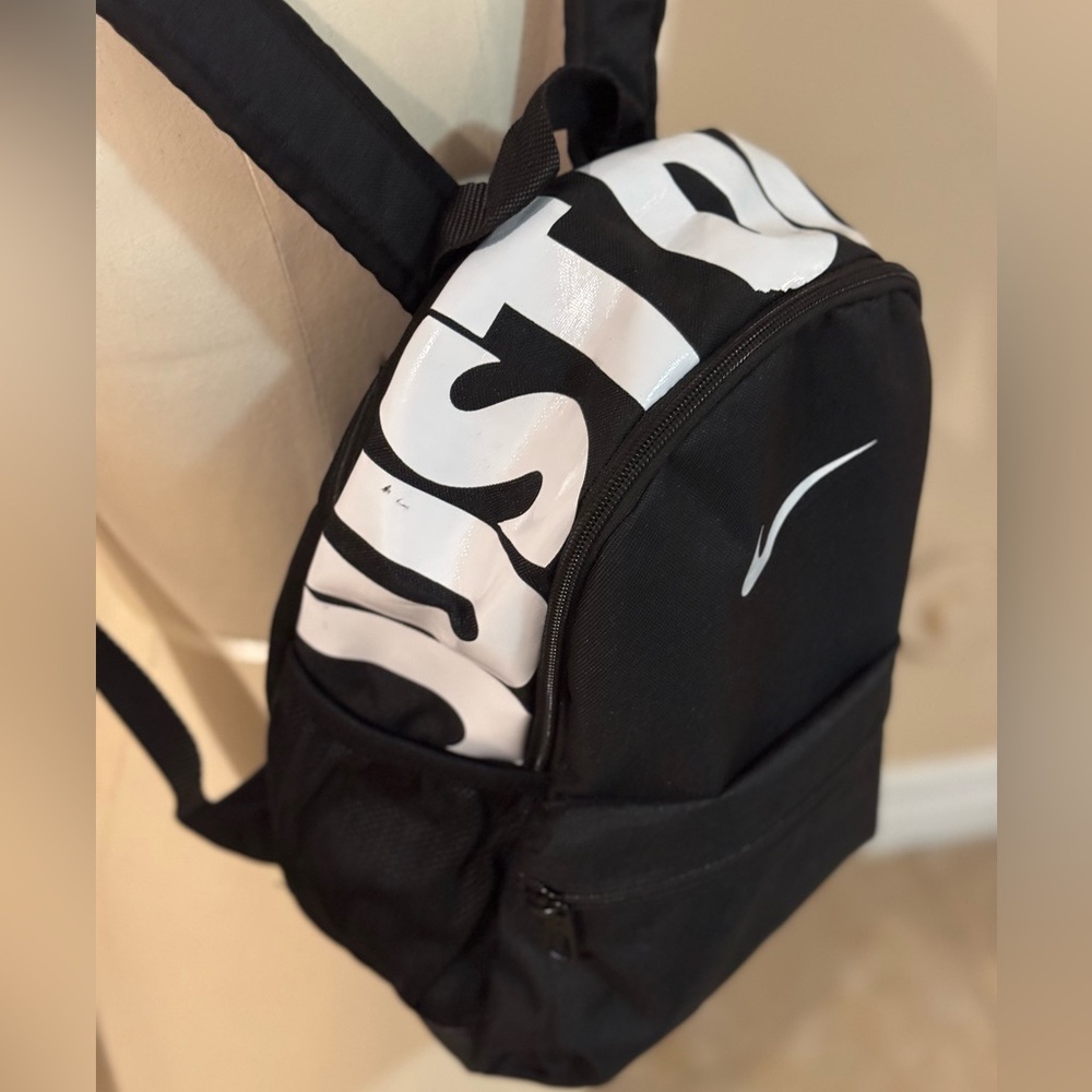 Nike backpack - Picture 2 of 4